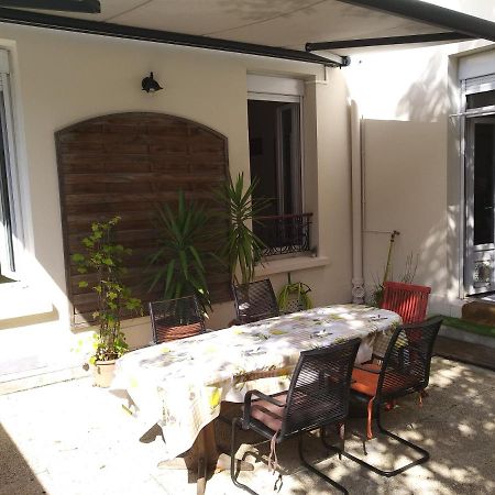 Cosy Rare 2 Bedroom Apartment Around A Private Garden Neuilly-sur-Seine Ngoại thất bức ảnh